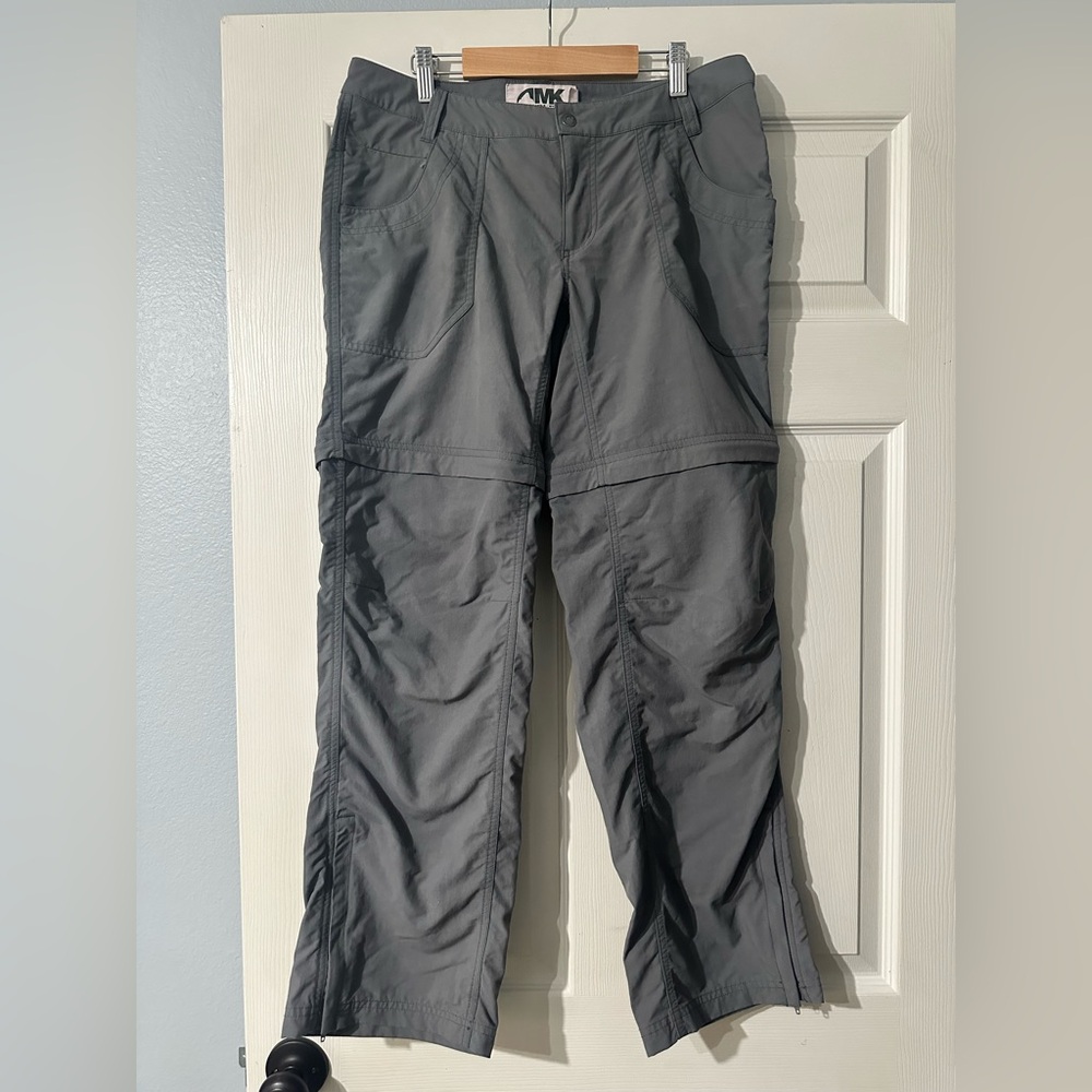 Mountain Khakis Womens Nylon Hiking Pants Size 6 Color Gray LowRise Straight Leg